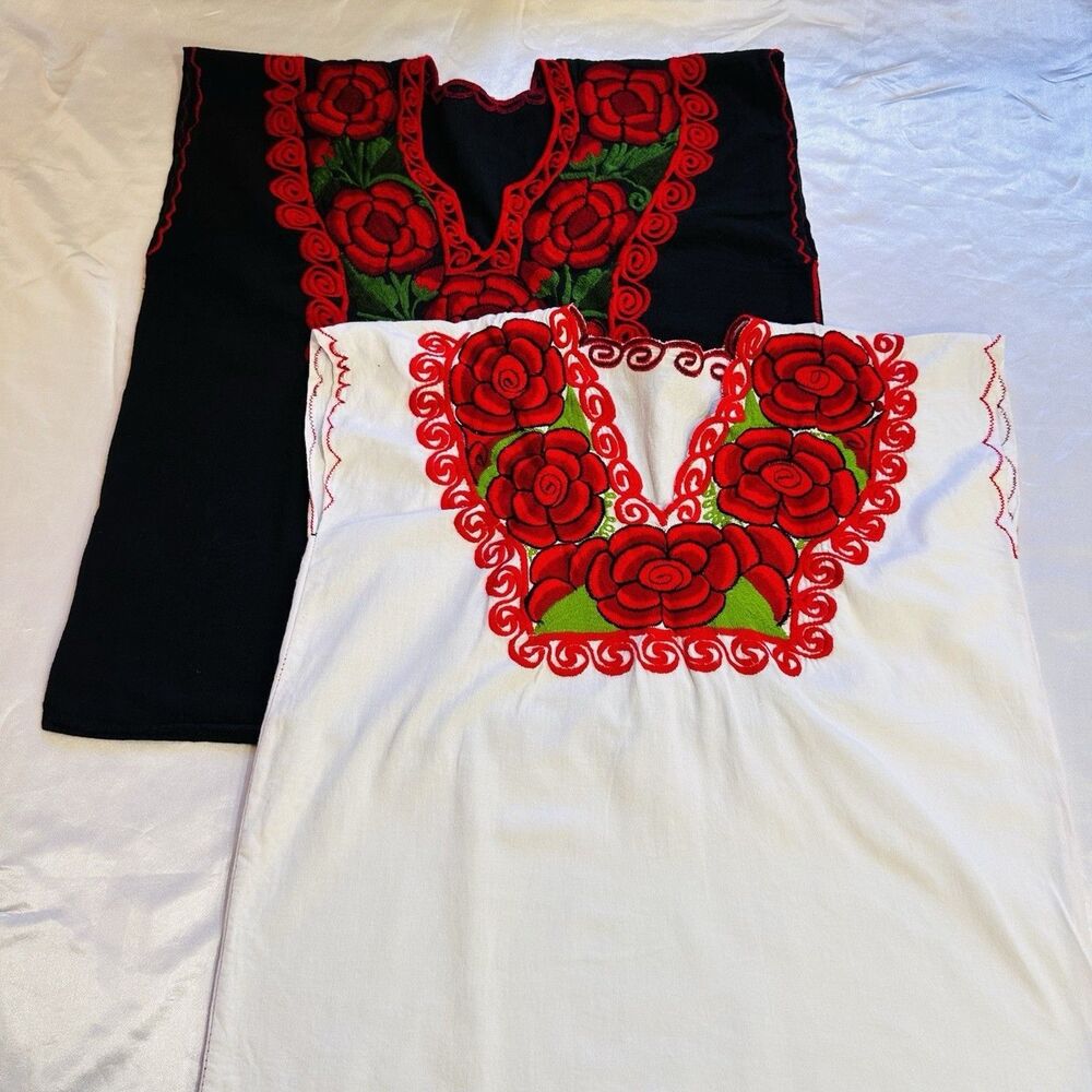 2 PEASANT MEXICAN ROSE EMBROIDERED BLOUSE TOP 100% HEAVY COTTON SZ M Black White